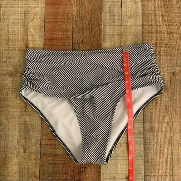Cupshe women's size medium black and white striped high rise bikini bottom - Picture 3 of 7
